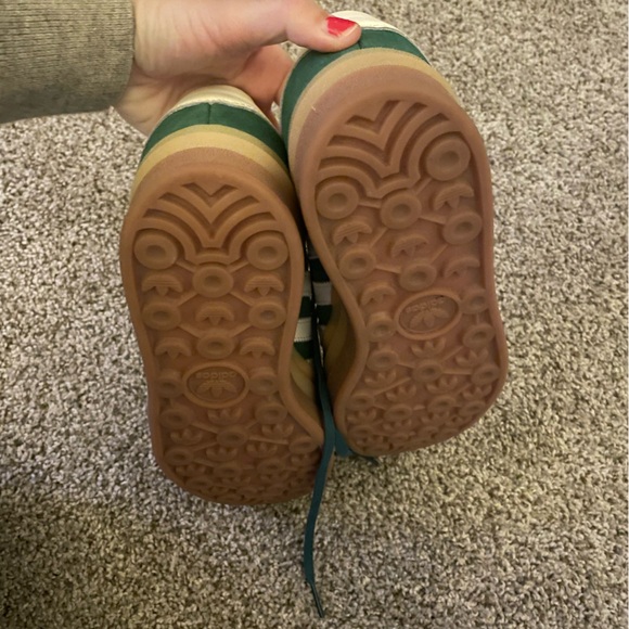 Adidas gazelle shoes - Picture 6 of 7